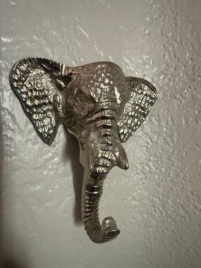 Silver Elephant Wall Hook - Decorative Home Wall Decor